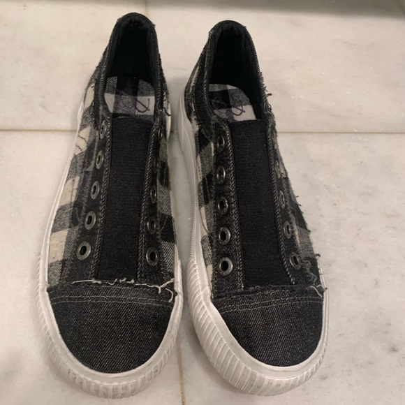 Blowfish checkered plaid Shoe - Picture 3 of 5